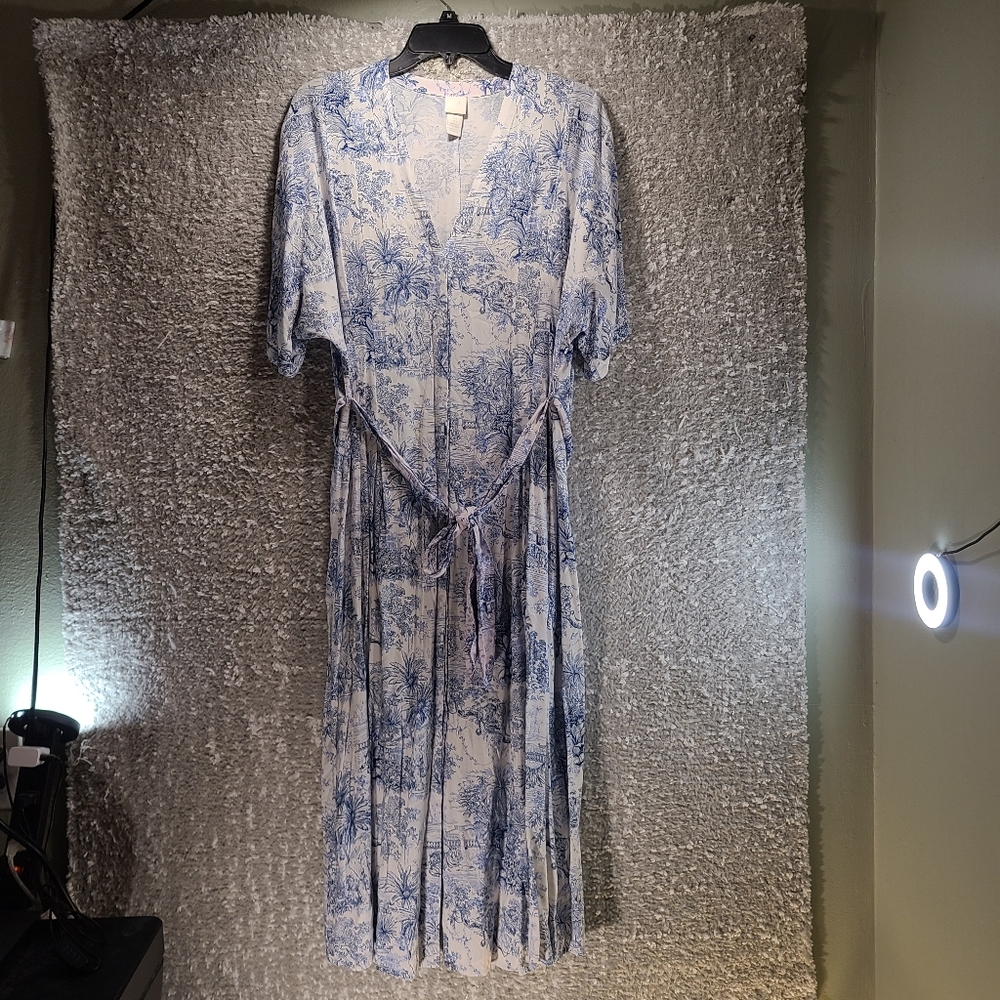 H&M Tie Belt Kaftan Midi Dress Blue & White Size 4 Jungle Animal Print Button Up